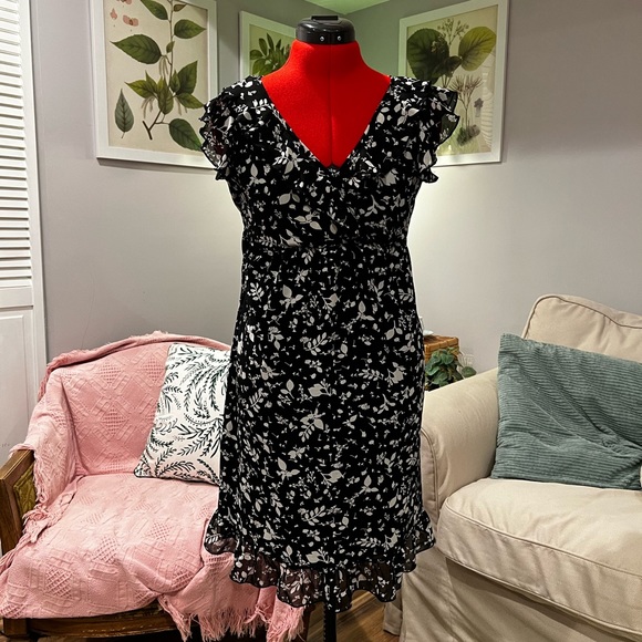 Converse One Star Floral Ruffle Dress Size S - Picture 6 of 7